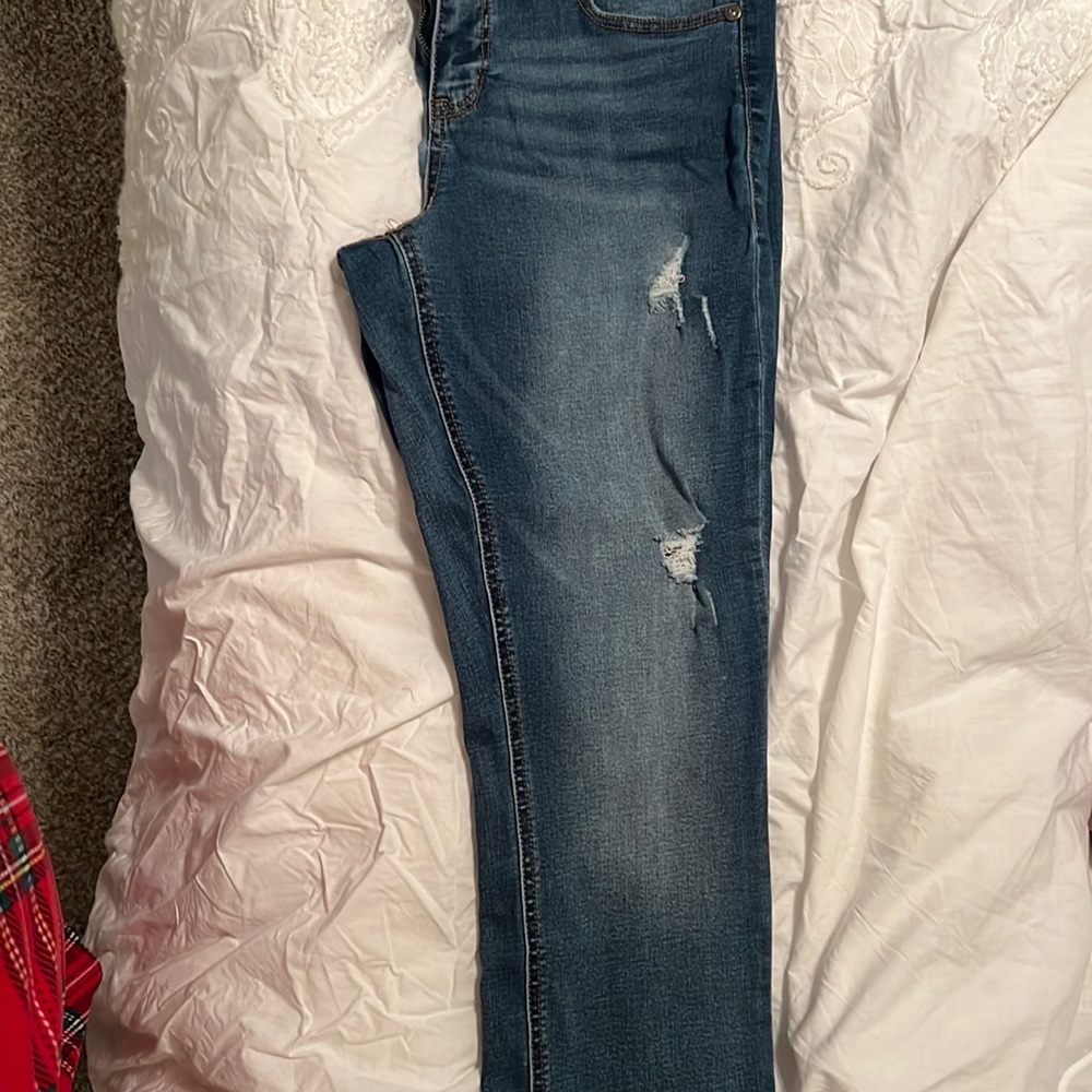 Maurices capri pants